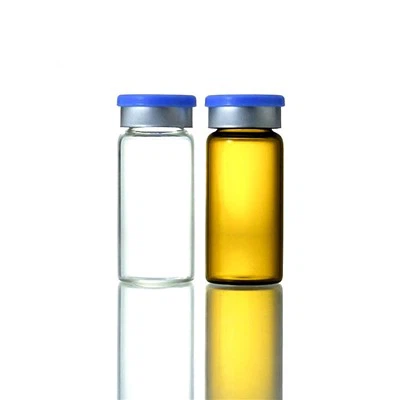 Маленькая стеклянная бутылка